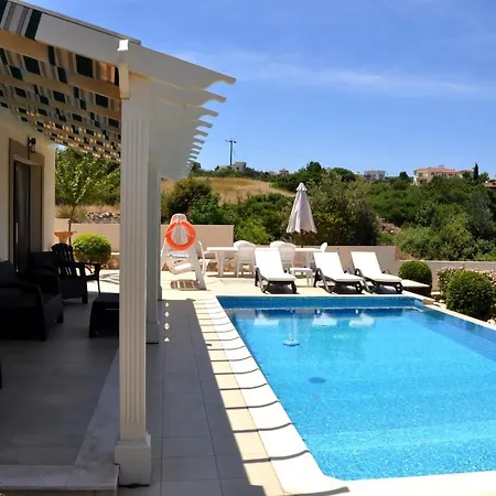 Villa Zefyros *