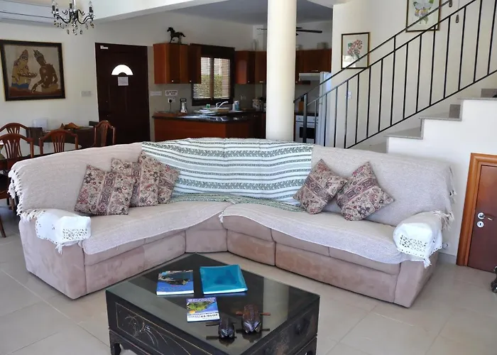 Zefyros Villa Neo Chorio