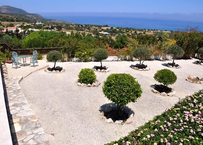 Zefyros ヴィラ ネオ・チョリオ