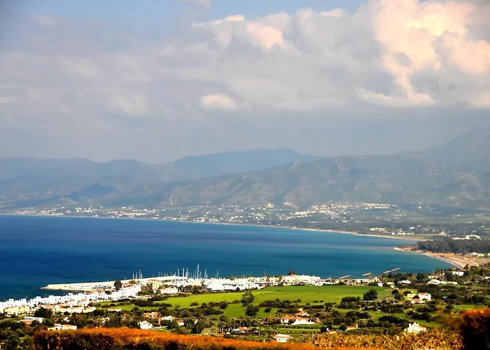 ヴィラ Zefyros ネオ・チョリオ